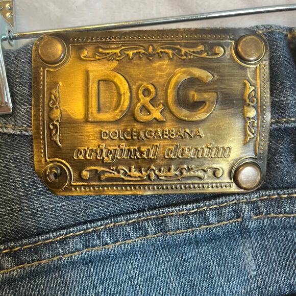 Dolce & Gabbana lightly distressed jeans size 6US (EUR 36) rear metal tag broken - Picture 5 of 7